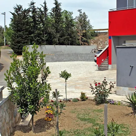 Apartment Studio 3283a *