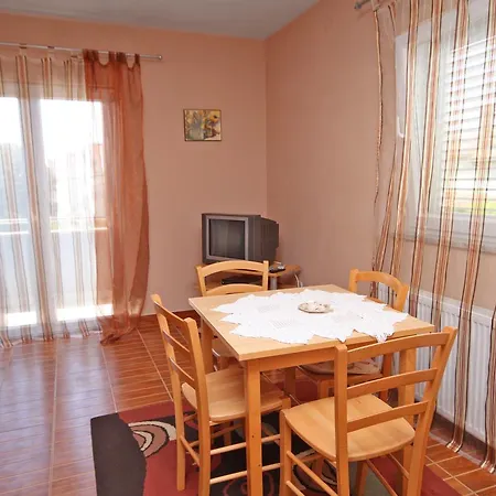 Studio 3283a Apartment